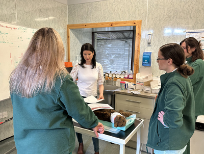 veterinary students veterinary students